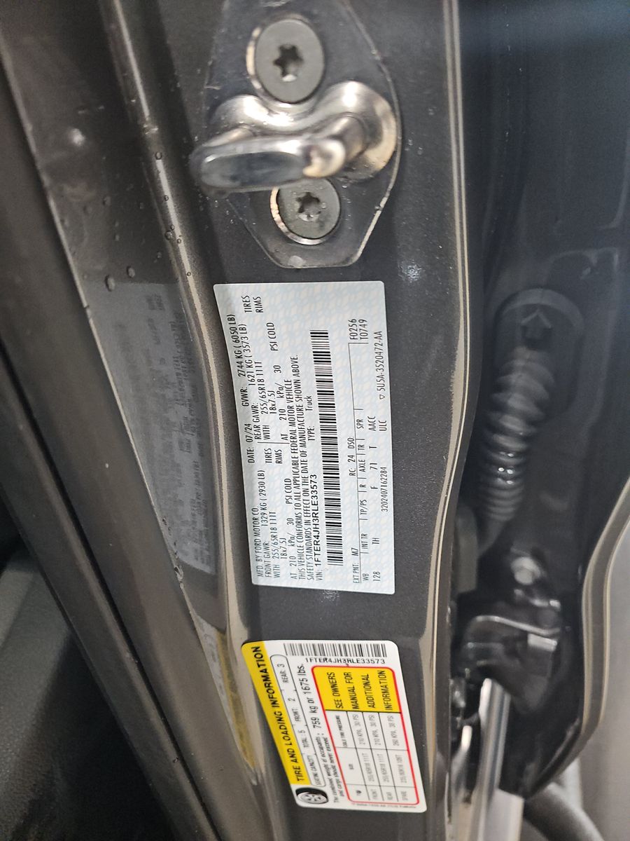 2024 Ford Ranger LARIAT RWD