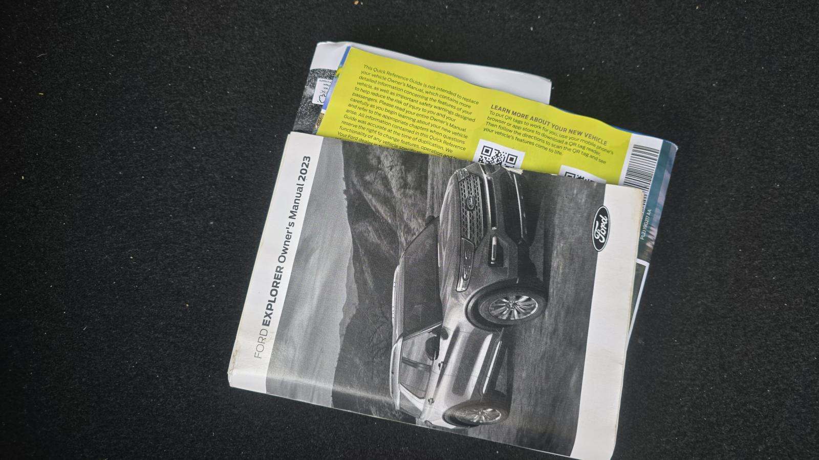 2023 Ford Explorer Limited RWD