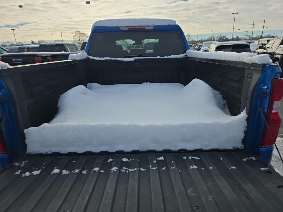 2023 Chevrolet Silverado 1500 Custom AWD