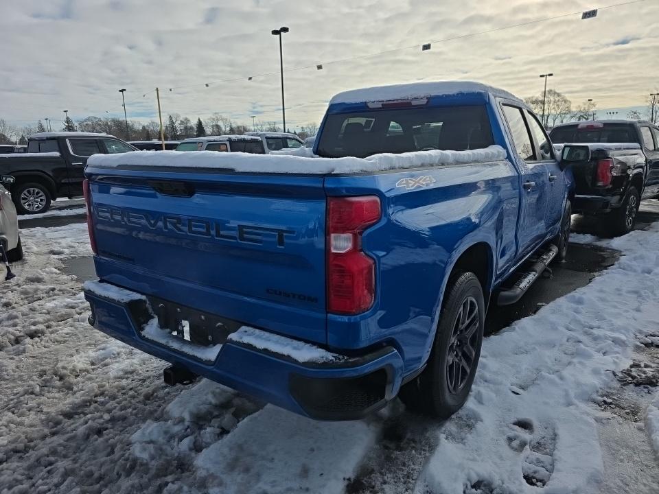 2023 Chevrolet Silverado 1500 Custom AWD