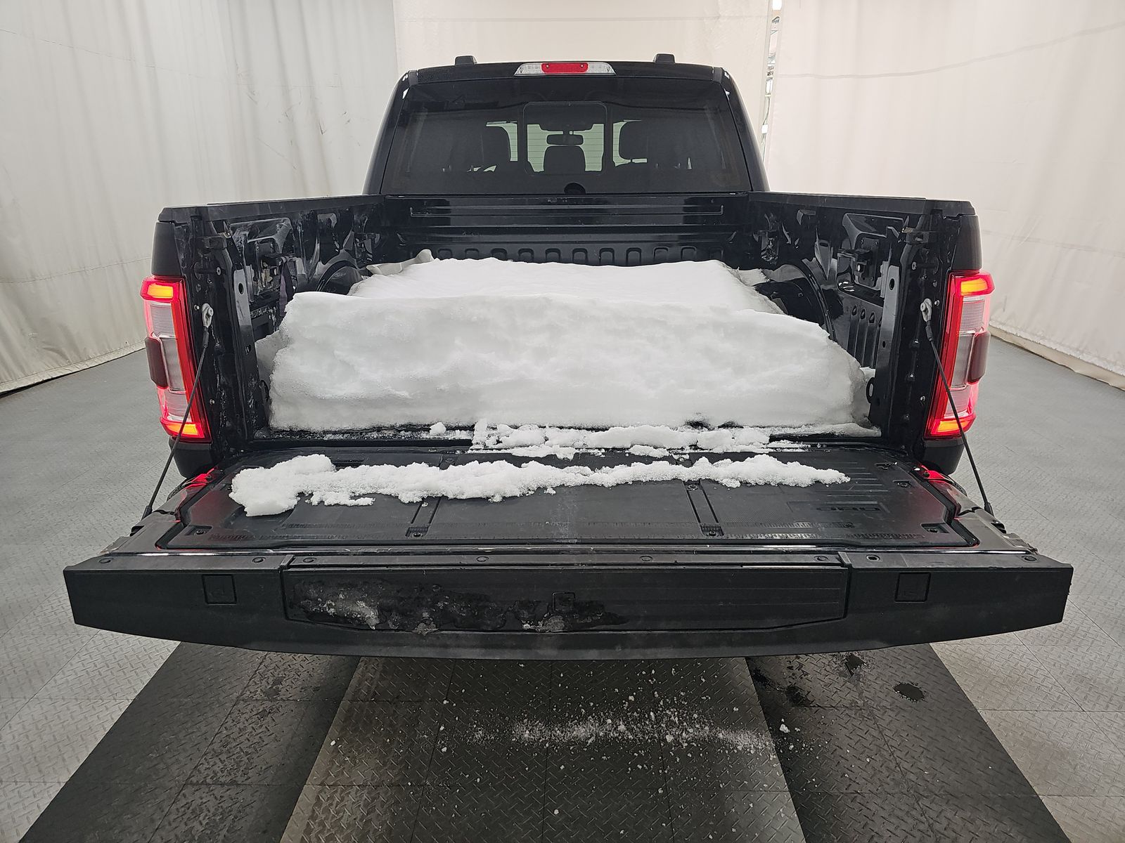 2023 Ford F-150 Lariat AWD