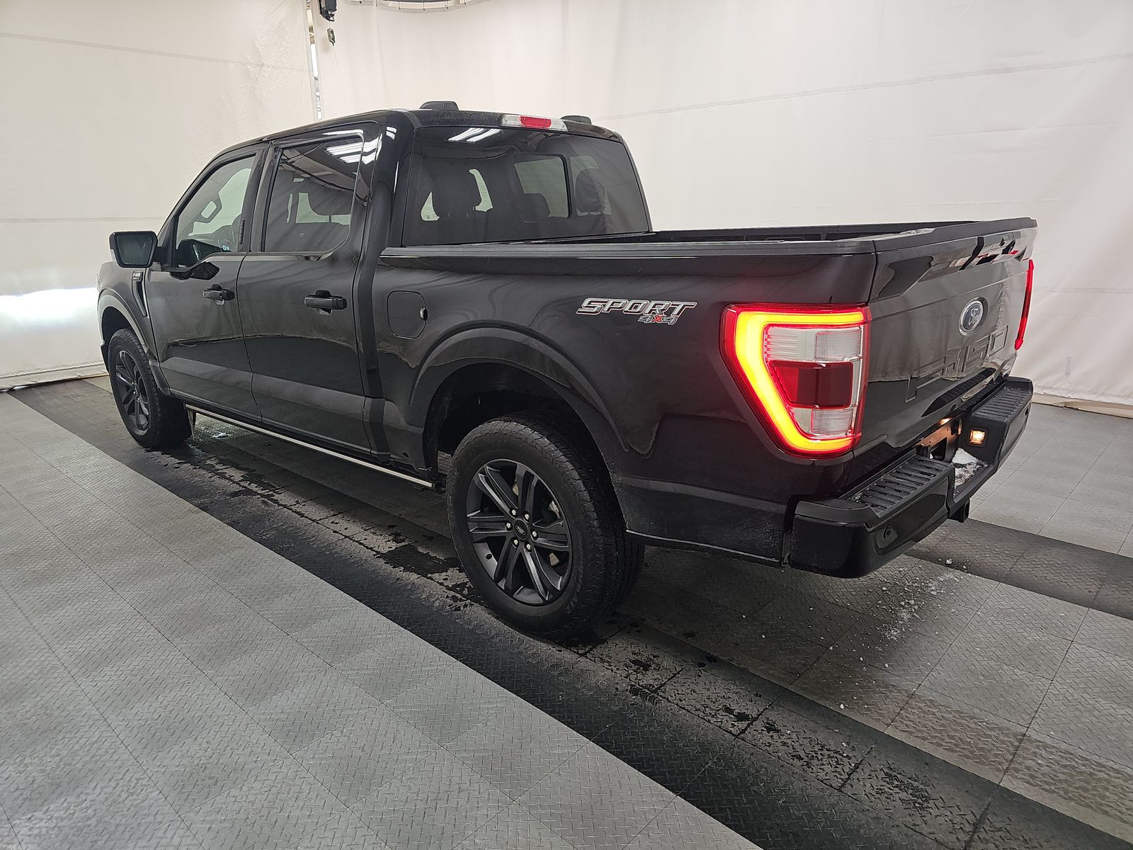 2023 Ford F-150 Lariat AWD