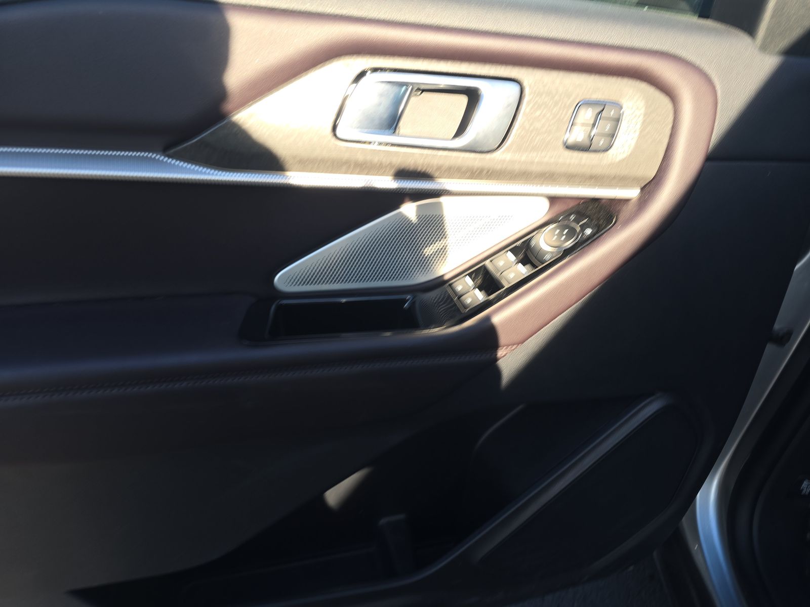 2025 Ford Explorer Platinum RWD