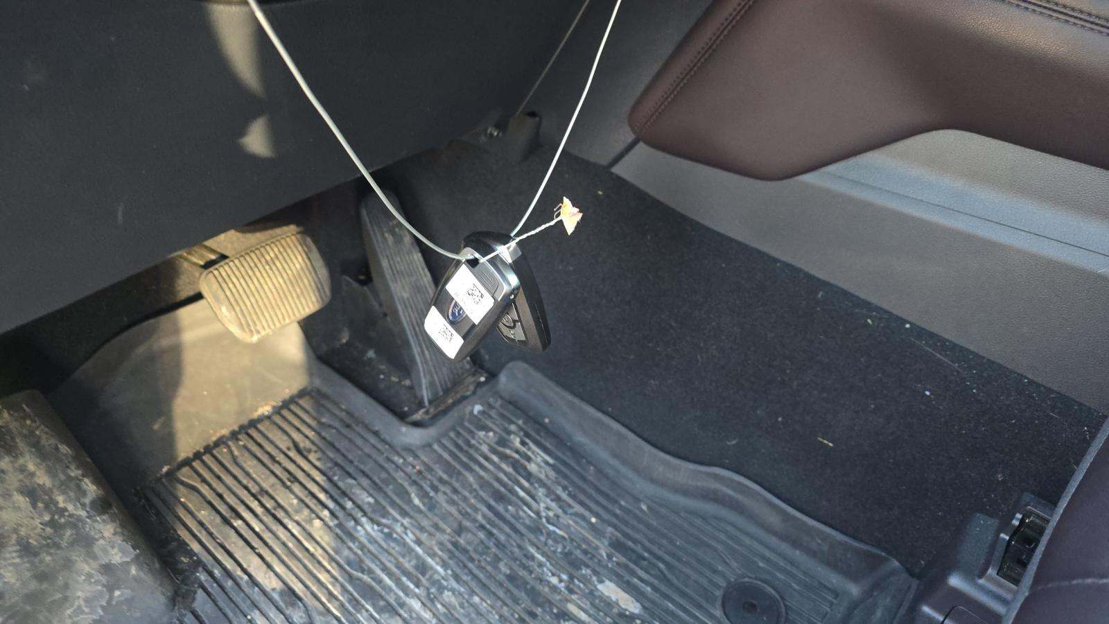 2025 Ford Explorer Platinum RWD