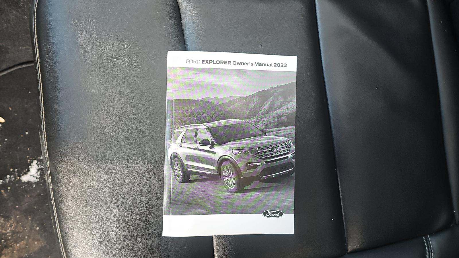 2023 Ford Explorer XLT AWD