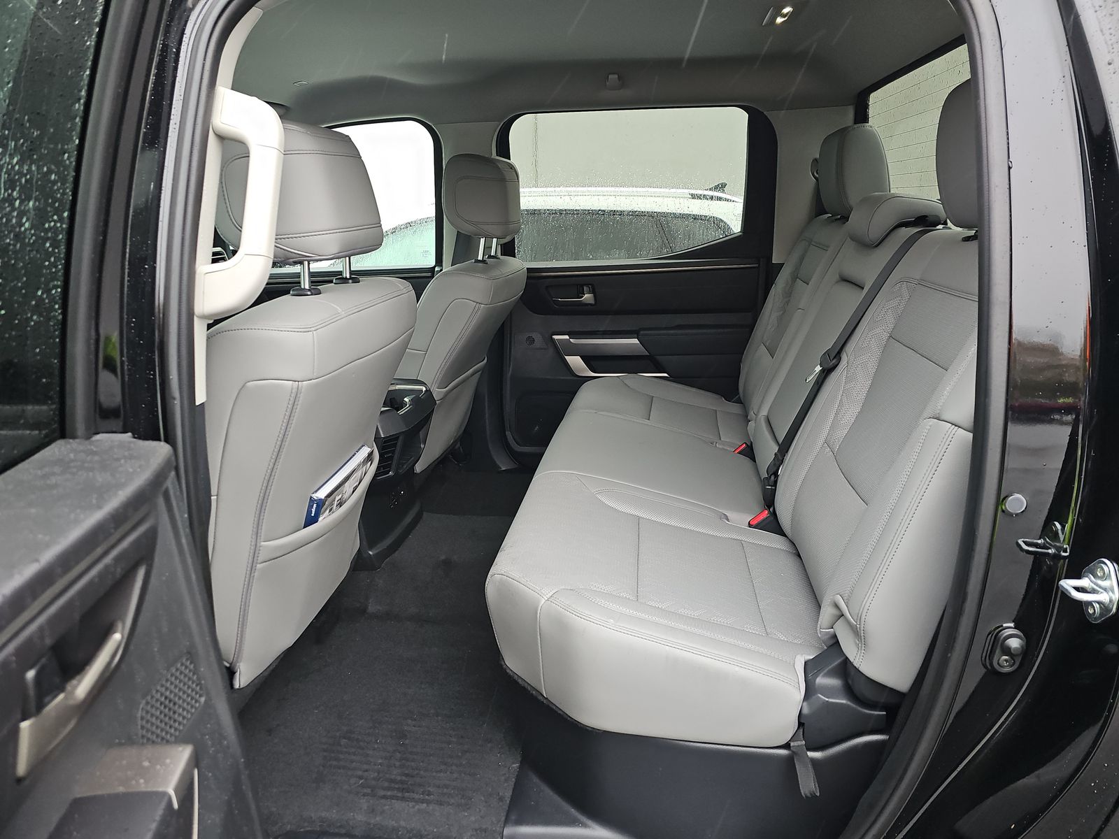 2024 Toyota Tundra SR5 AWD