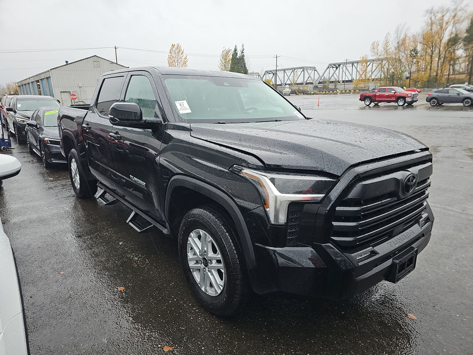 2024 Toyota Tundra SR5 AWD