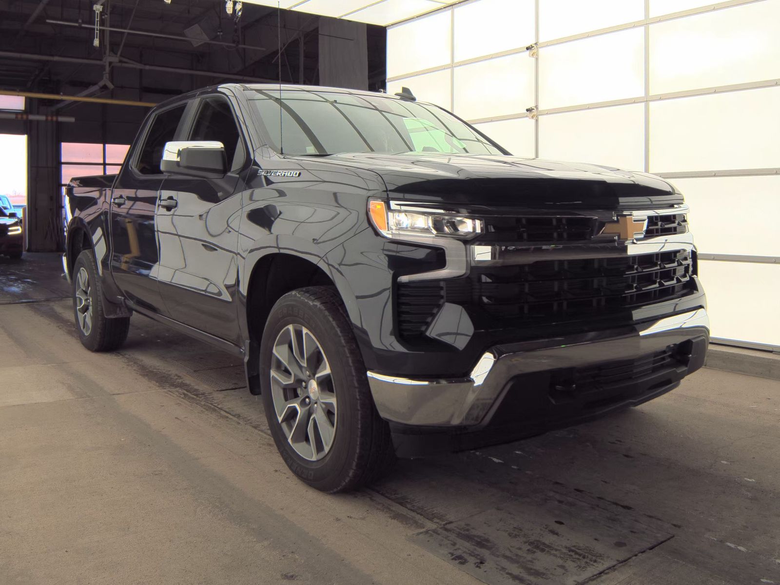 2024 Chevrolet Silverado 1500 LT AWD