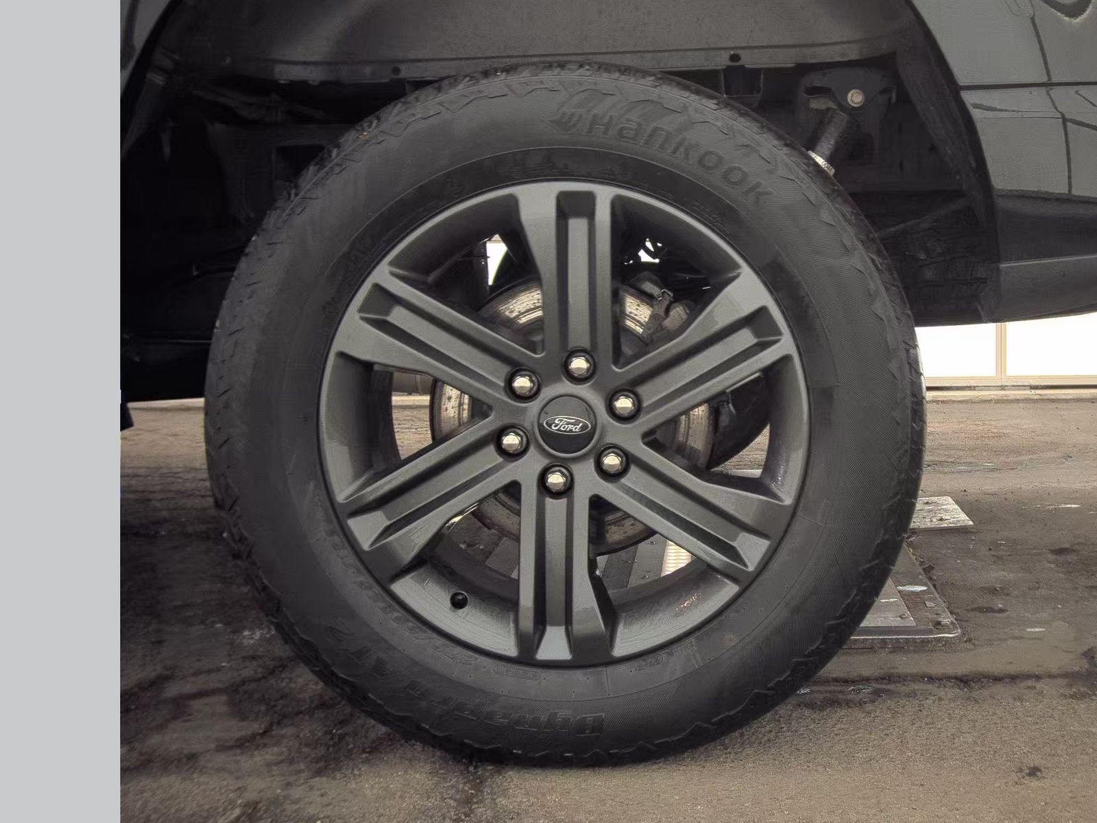 2023 Ford F-150 Lariat AWD