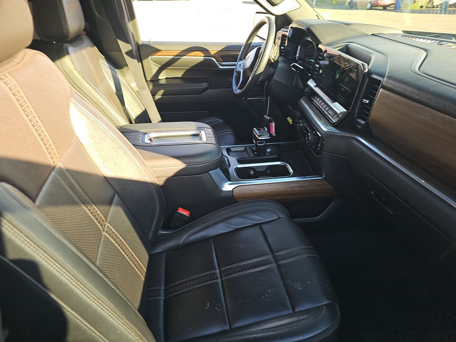 2022 Chevrolet Silverado 1500 High Country AWD