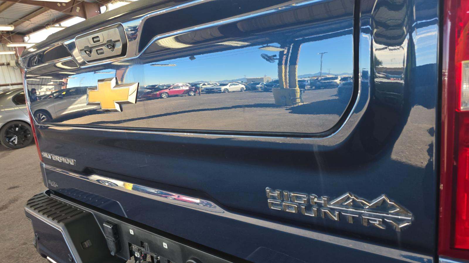 2022 Chevrolet Silverado 1500 High Country AWD