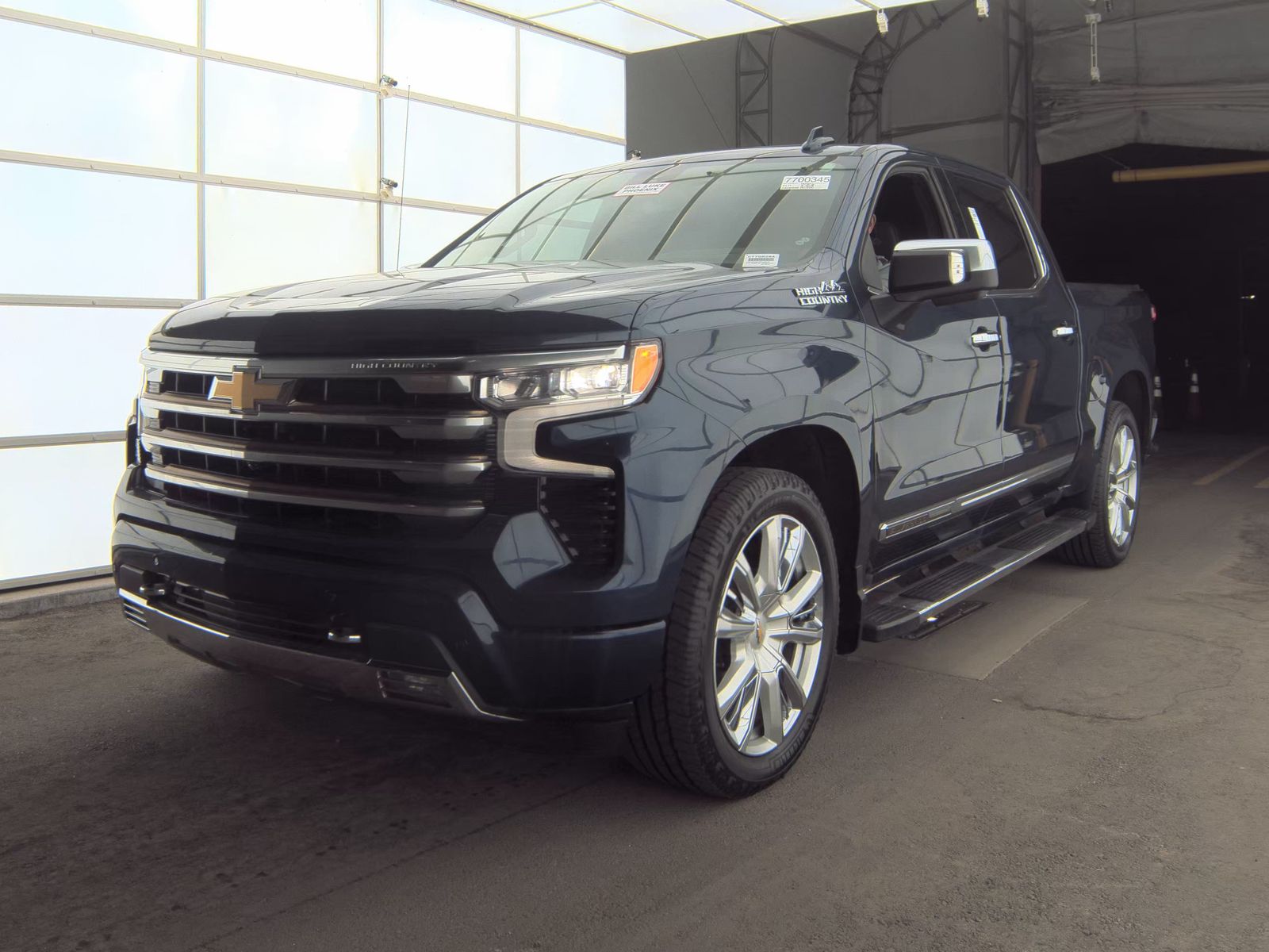 2022 Chevrolet Silverado 1500 High Country AWD