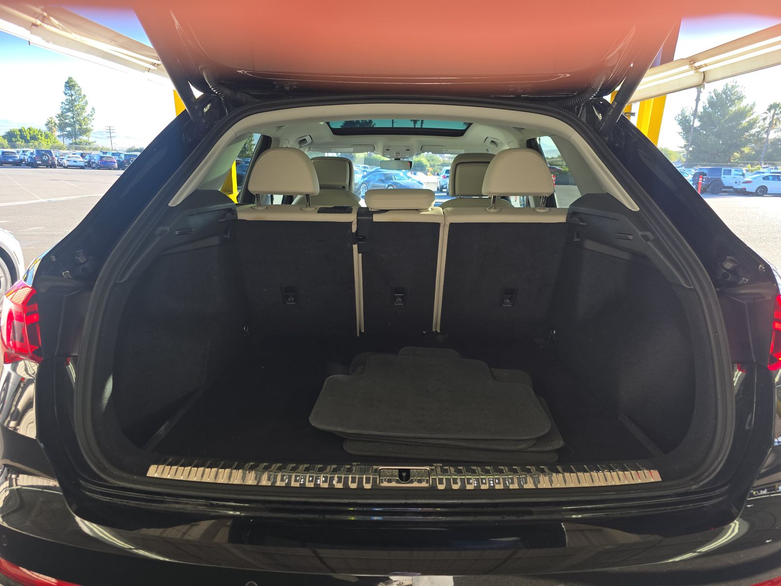 2022 Audi Q3 2.0T S line Premium Plus AWD