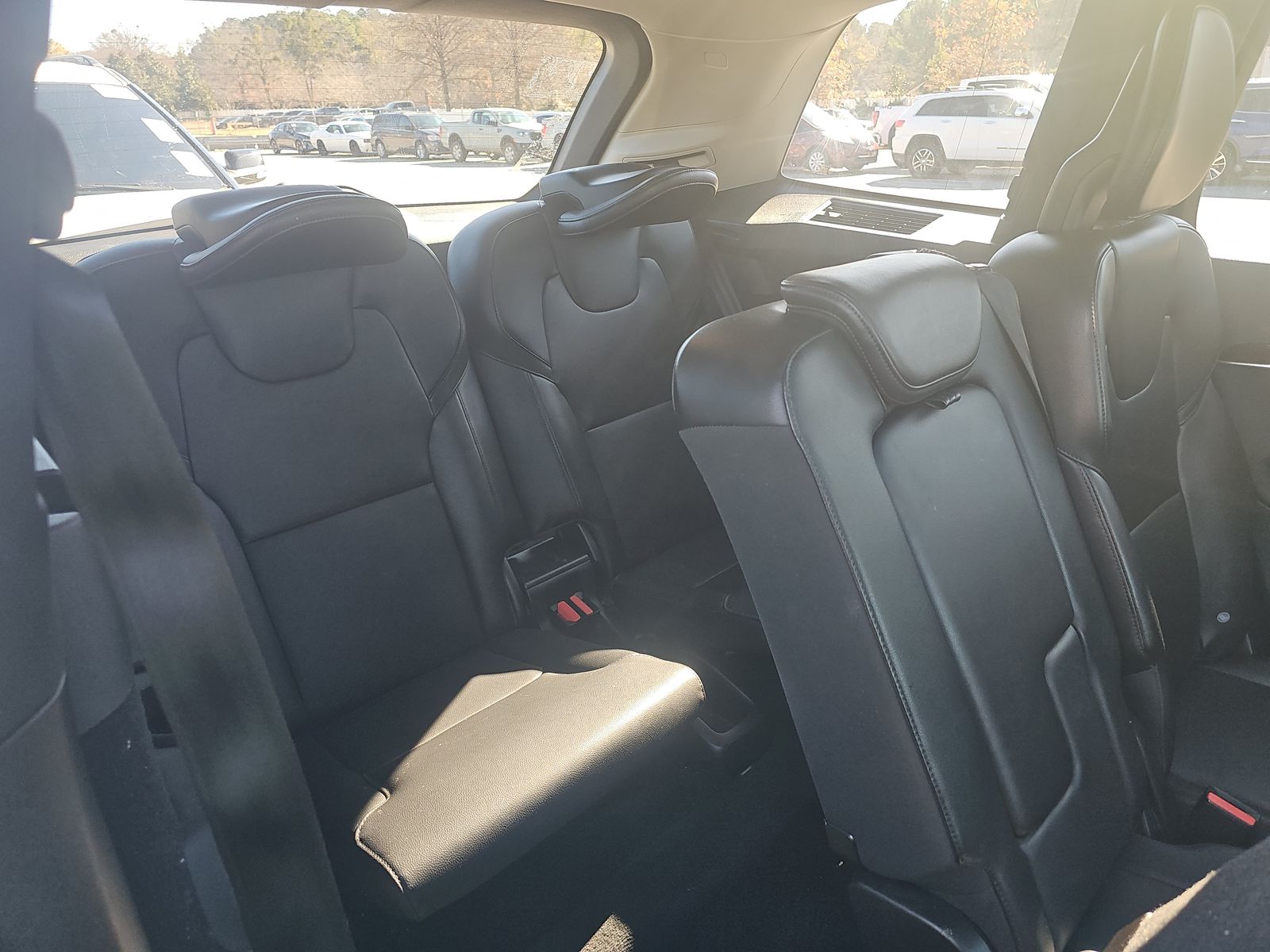 2019 Volvo XC90 T5 Momentum FWD