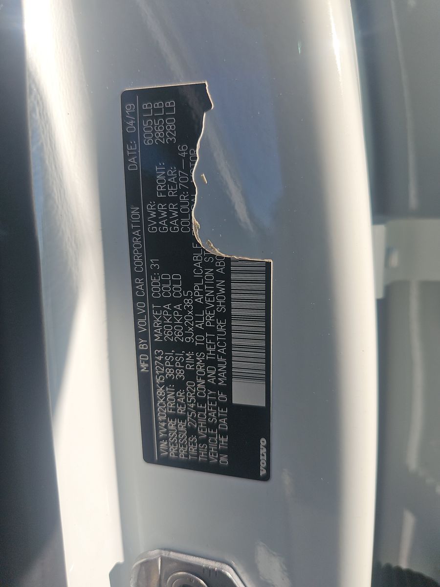 2019 Volvo XC90 T5 Momentum FWD