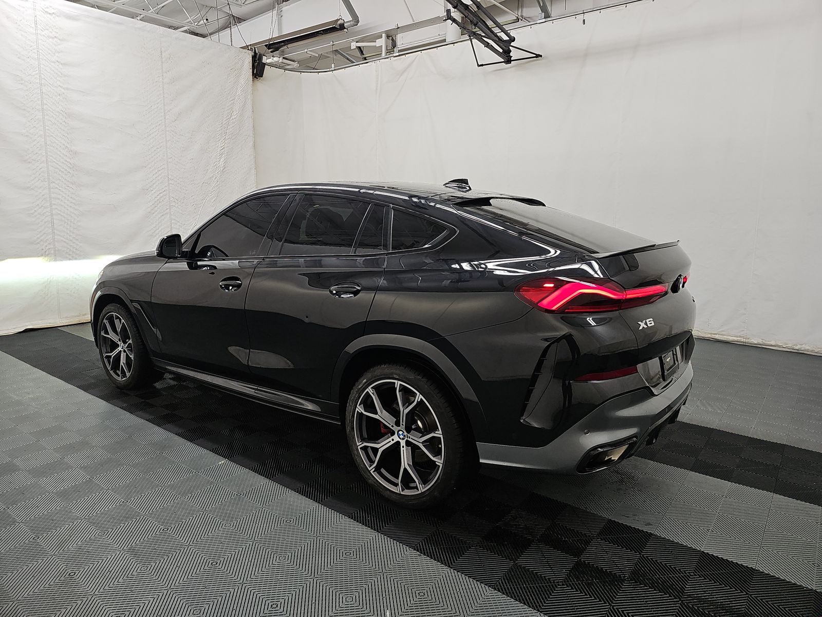 2023 BMW X6 xDrive40i AWD