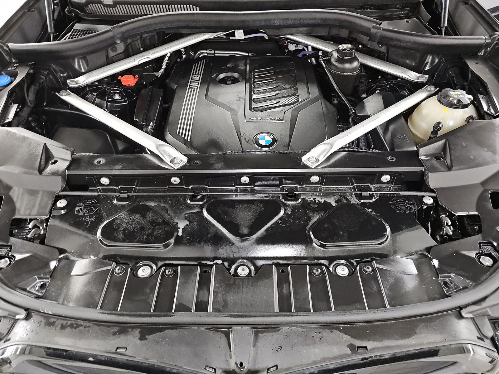 2023 BMW X6 xDrive40i AWD