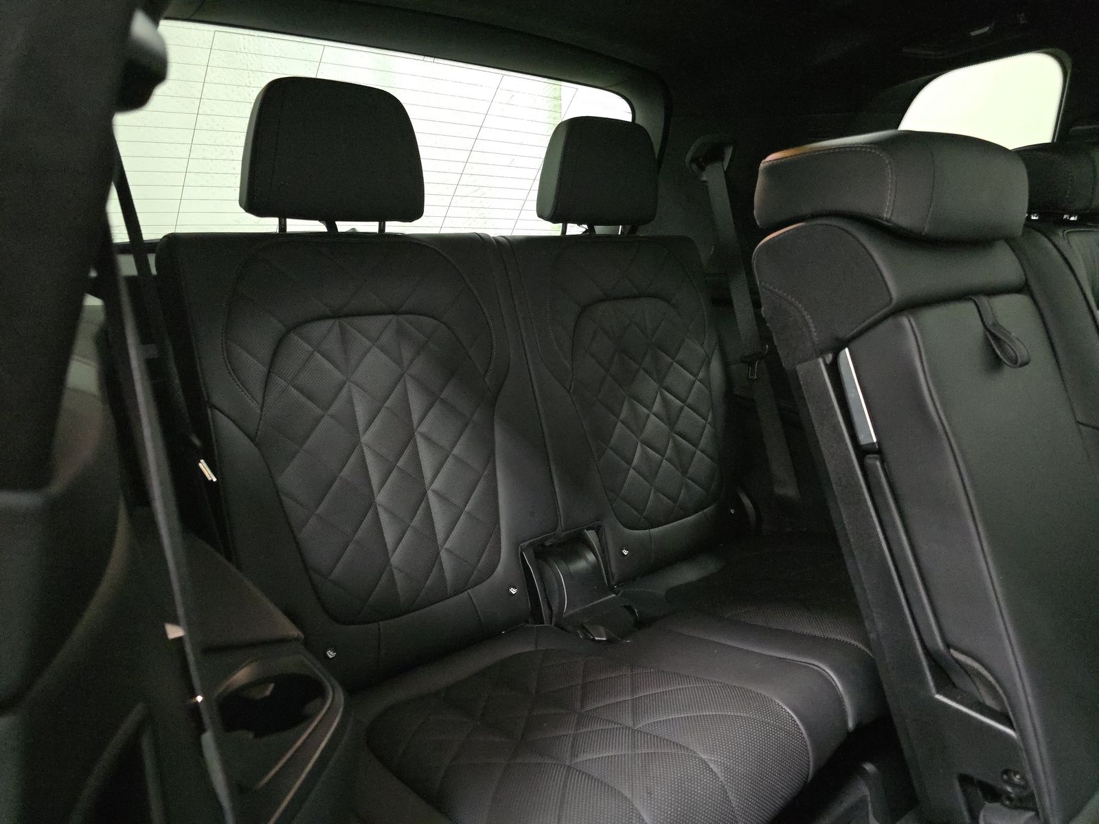 2023 BMW X7 xDrive40i AWD