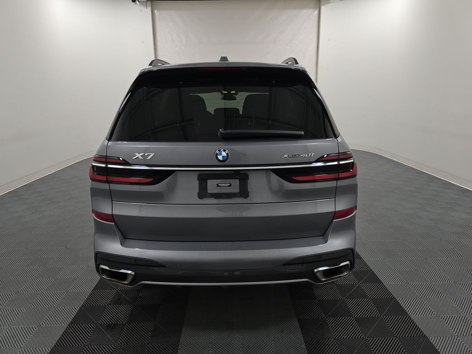 2023 BMW X7 xDrive40i AWD