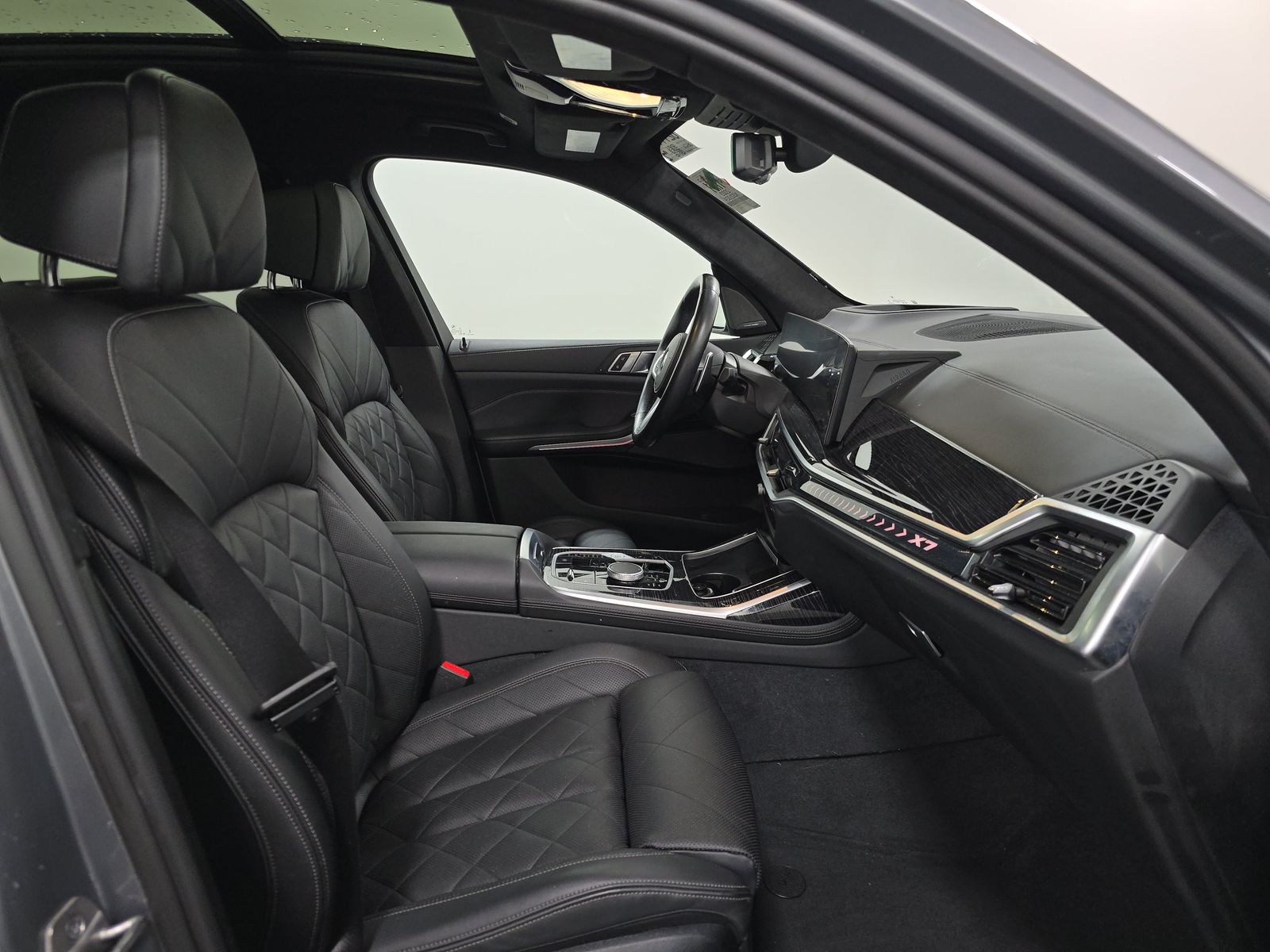 2023 BMW X7 xDrive40i AWD