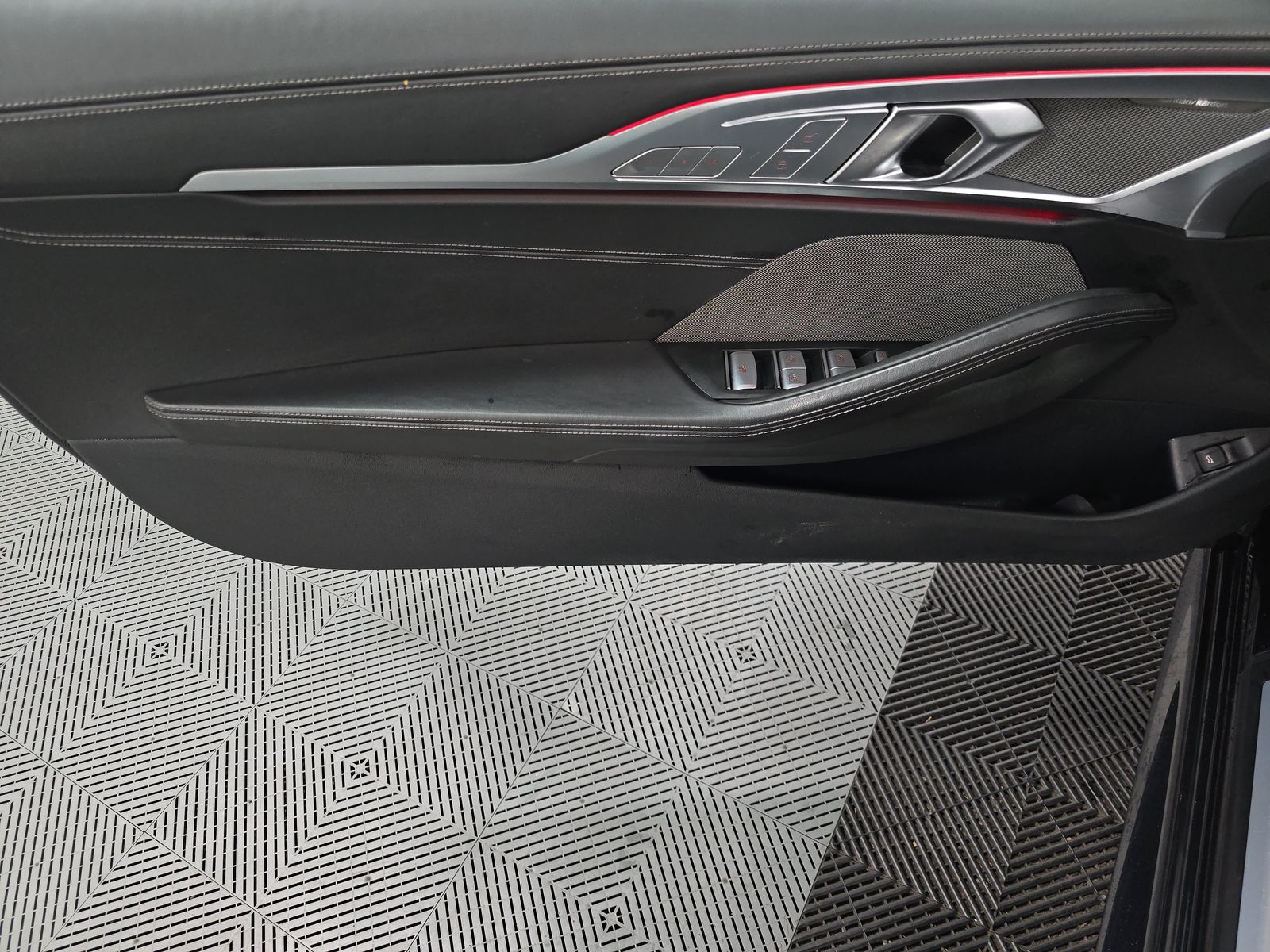 2023 BMW 8 Series M850i xDrive AWD