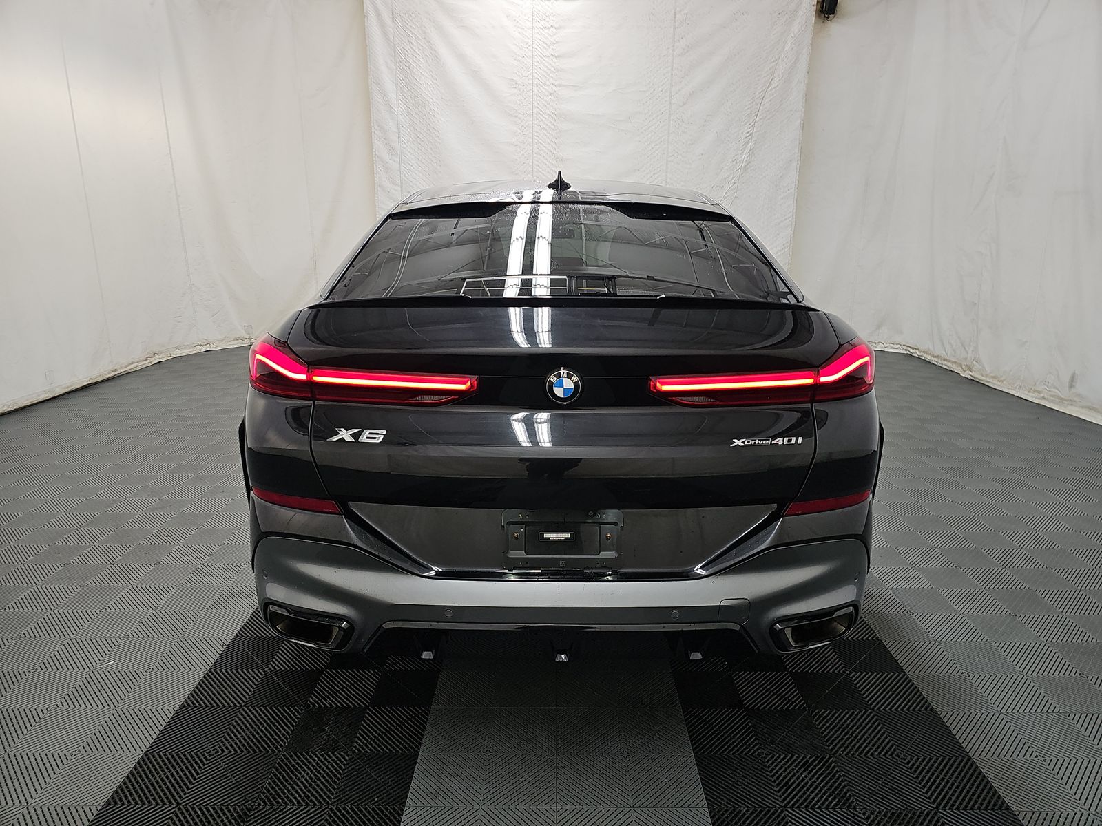 2023 BMW X6 xDrive40i AWD
