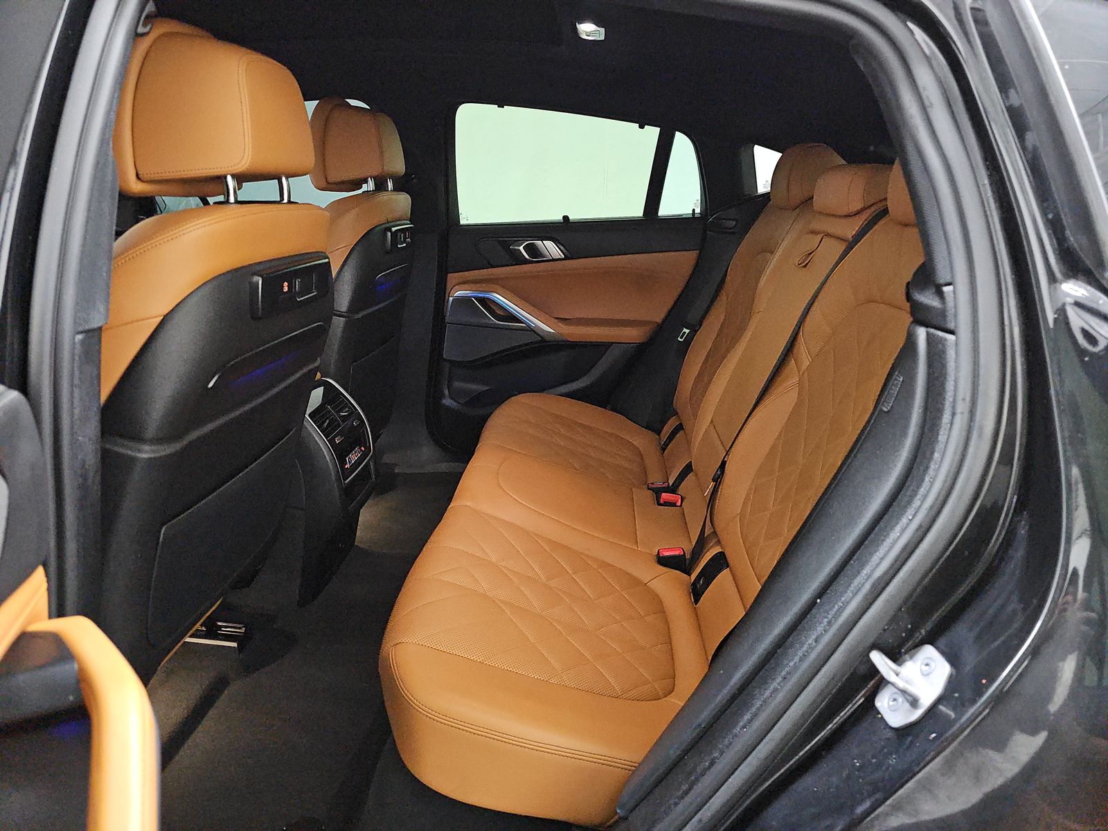 2023 BMW X6 xDrive40i AWD