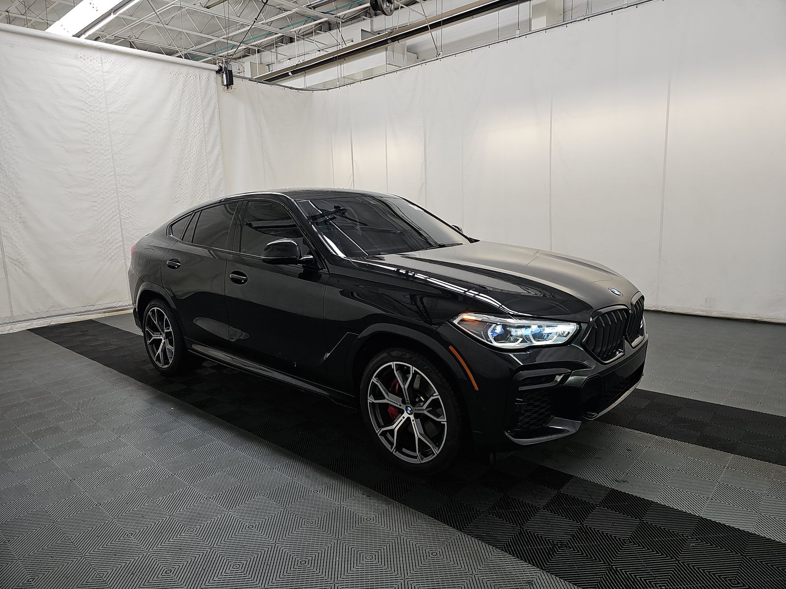 2023 BMW X6 xDrive40i AWD