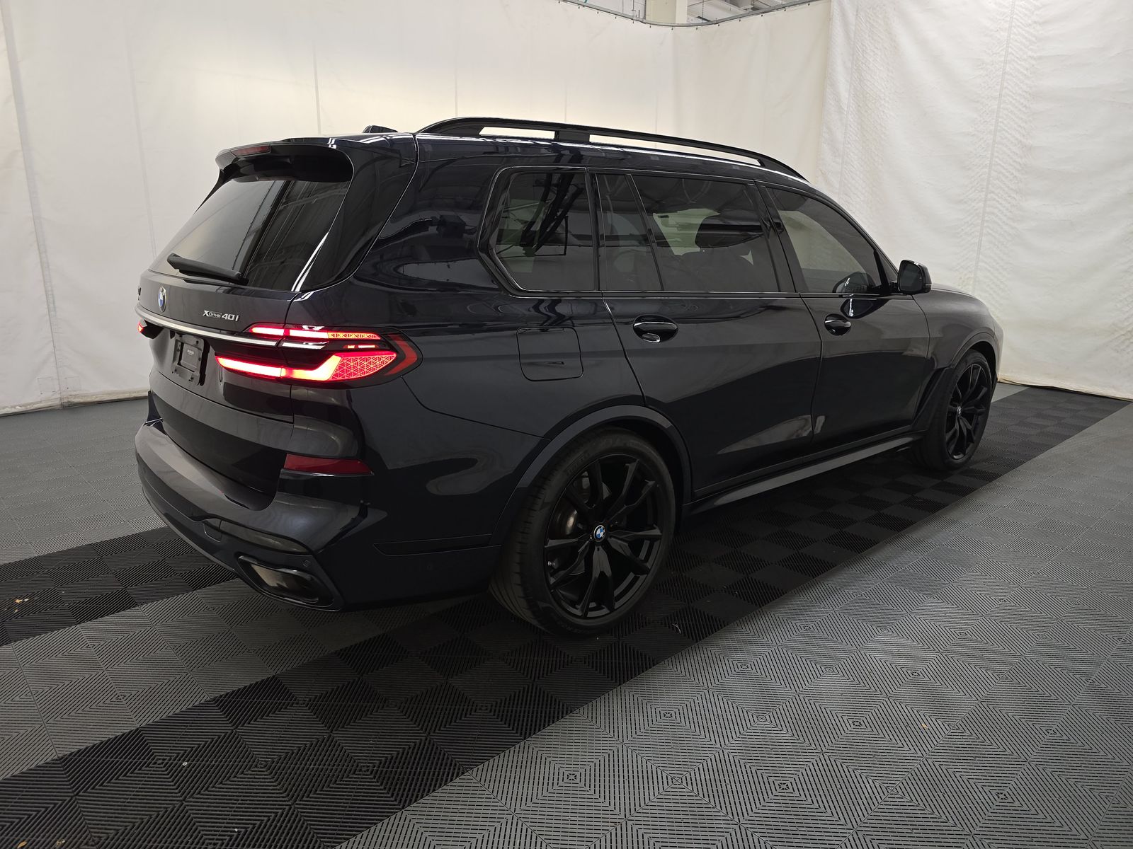 2023 BMW X7 xDrive40i AWD