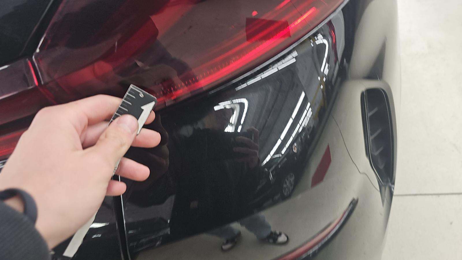 2023 BMW X6 xDrive40i AWD