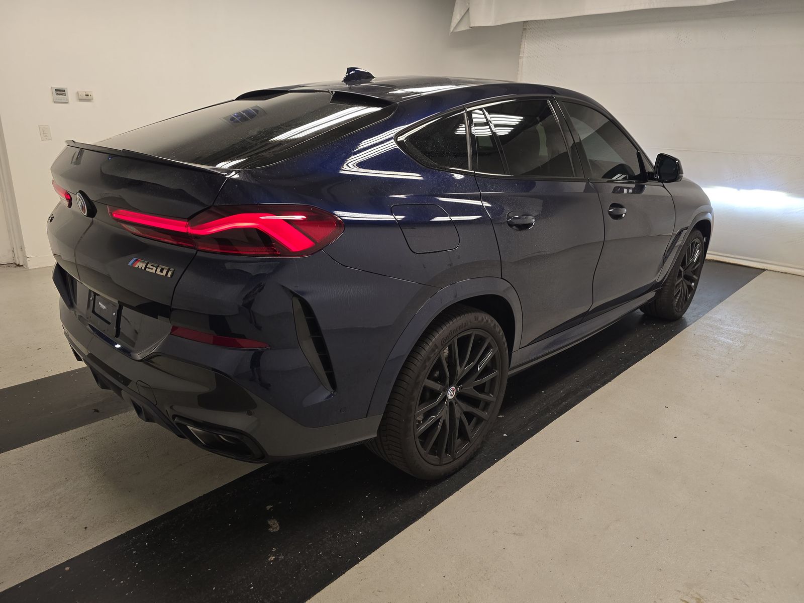 2023 BMW X6 M50i AWD