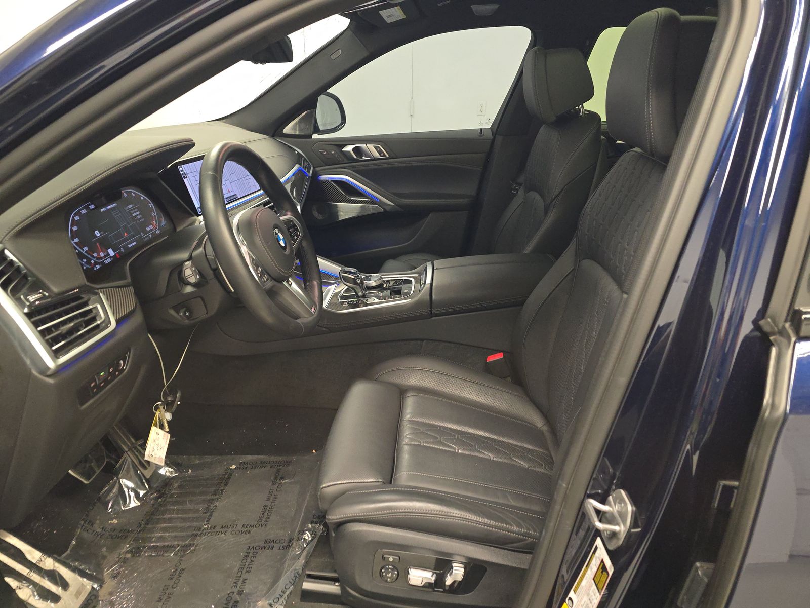 2023 BMW X6 M50i AWD