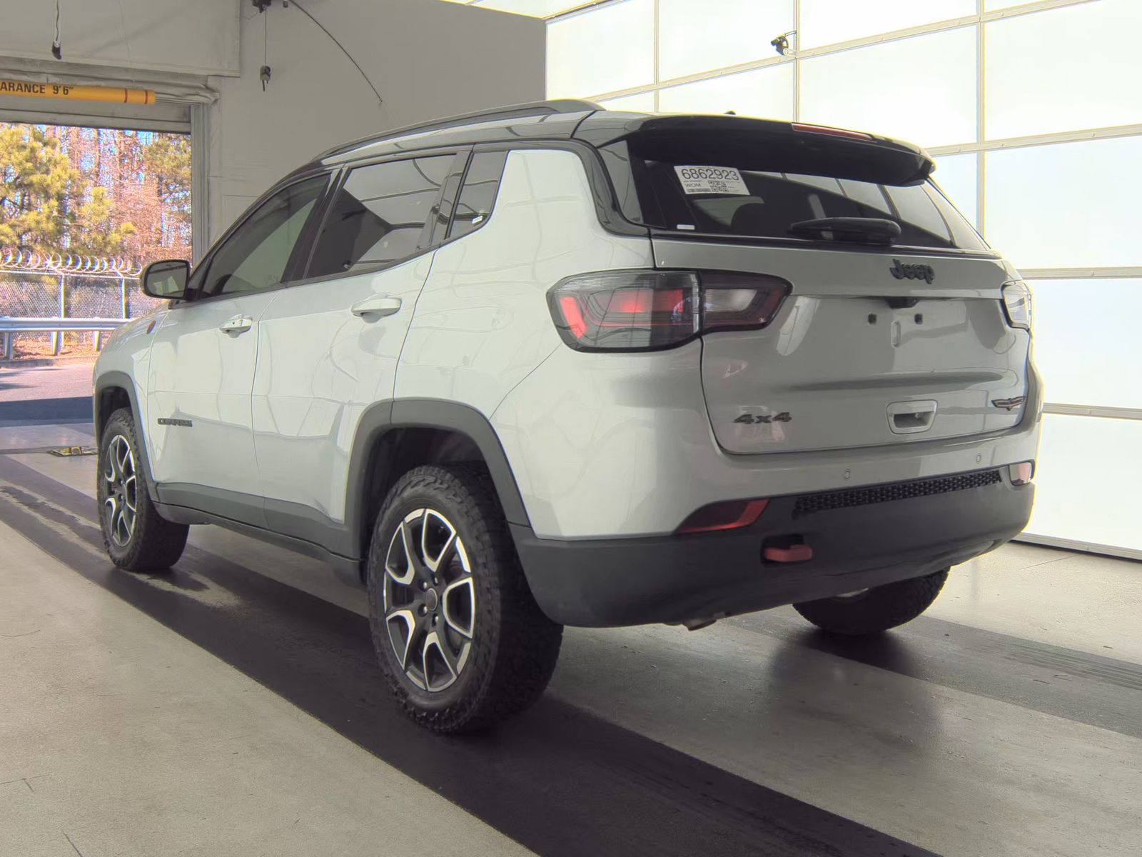 2025 Jeep Compass Trailhawk AWD