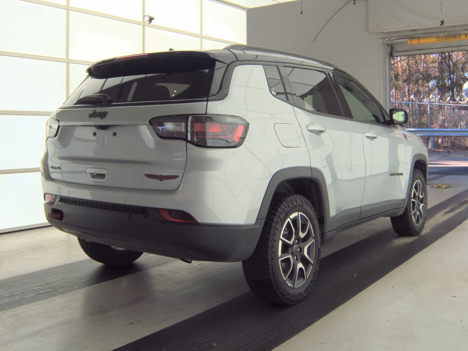 2025 Jeep Compass Trailhawk AWD