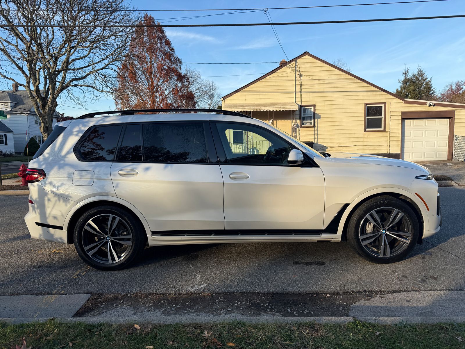 2023 BMW X7 xDrive40i AWD