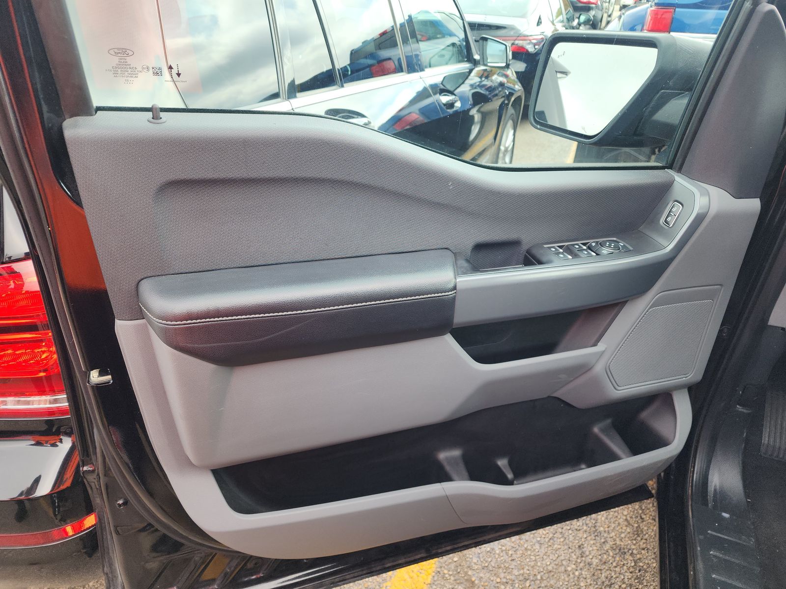 2023 Ford F-150 XLT RWD