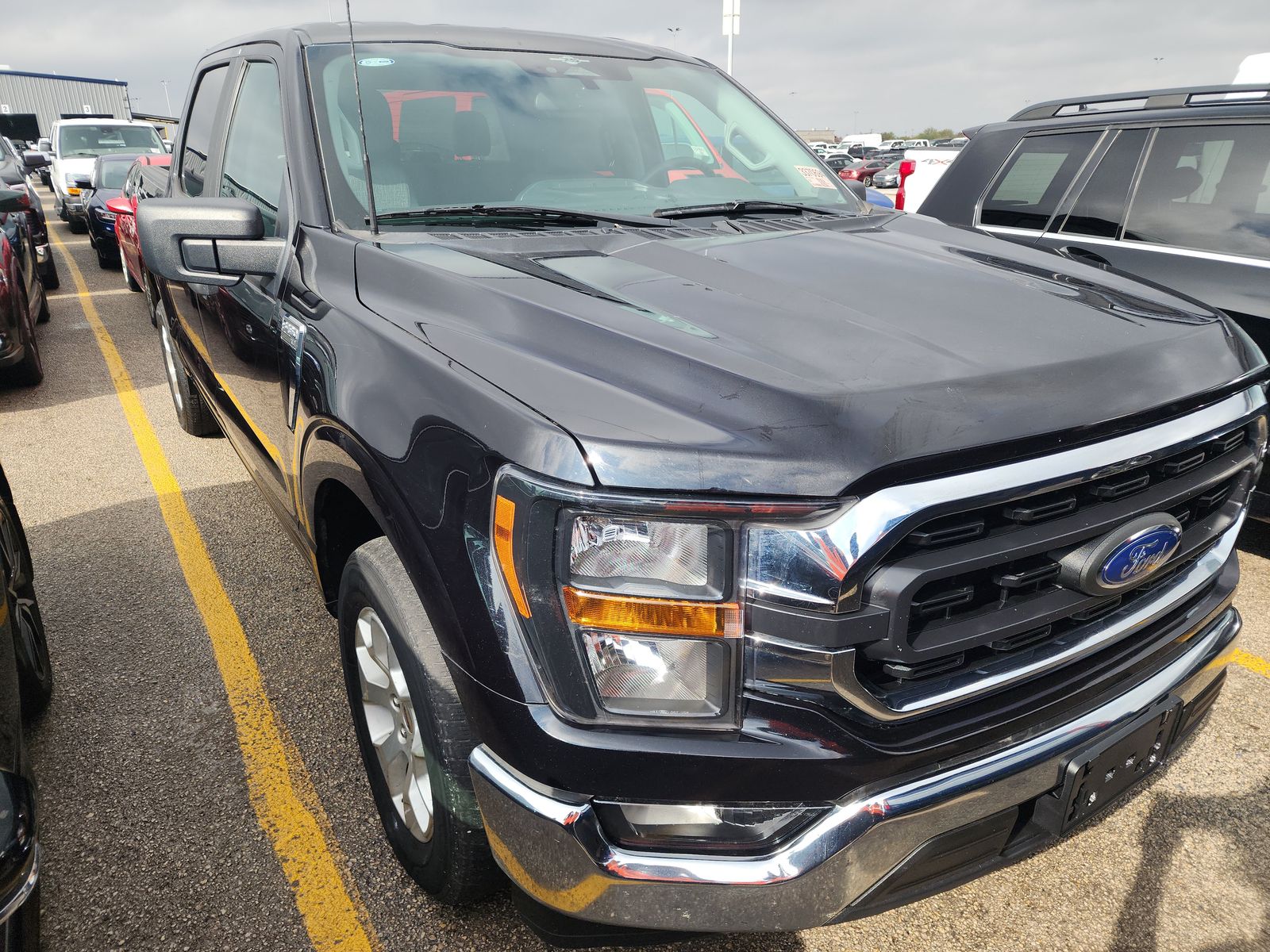 2023 Ford F-150 XLT RWD
