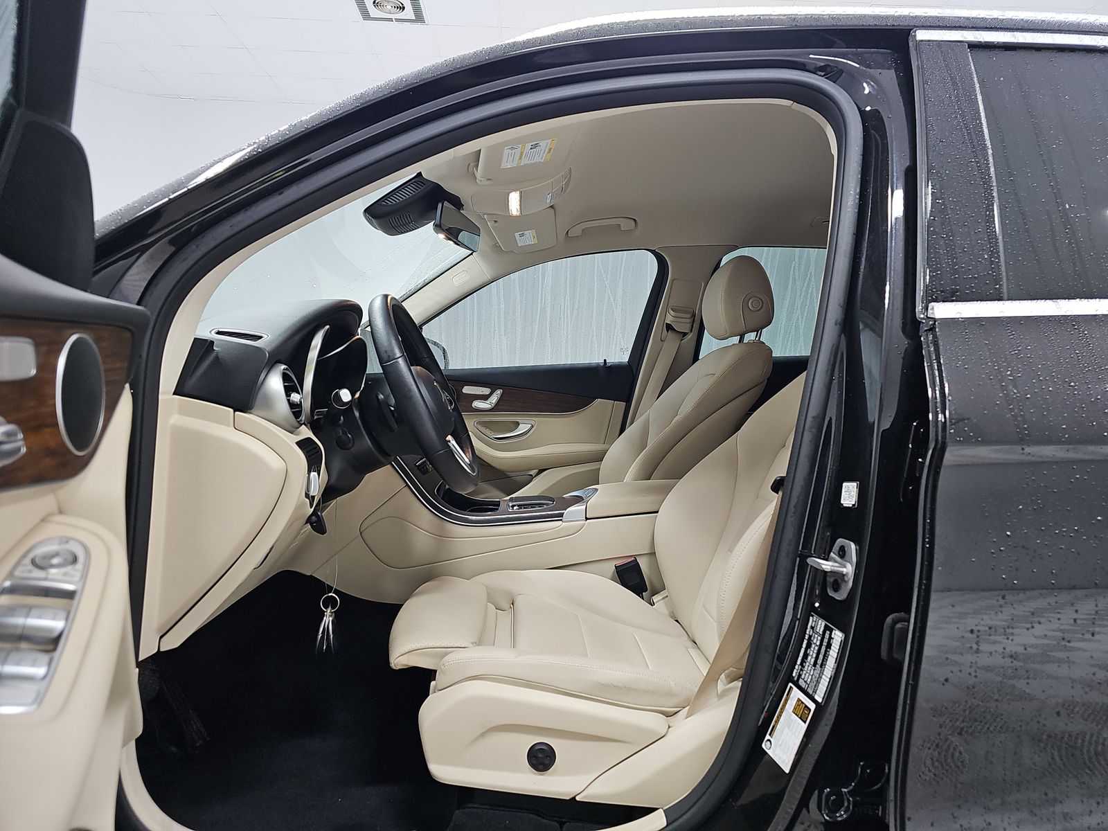 2022 Mercedes-Benz GLC GLC 300 RWD