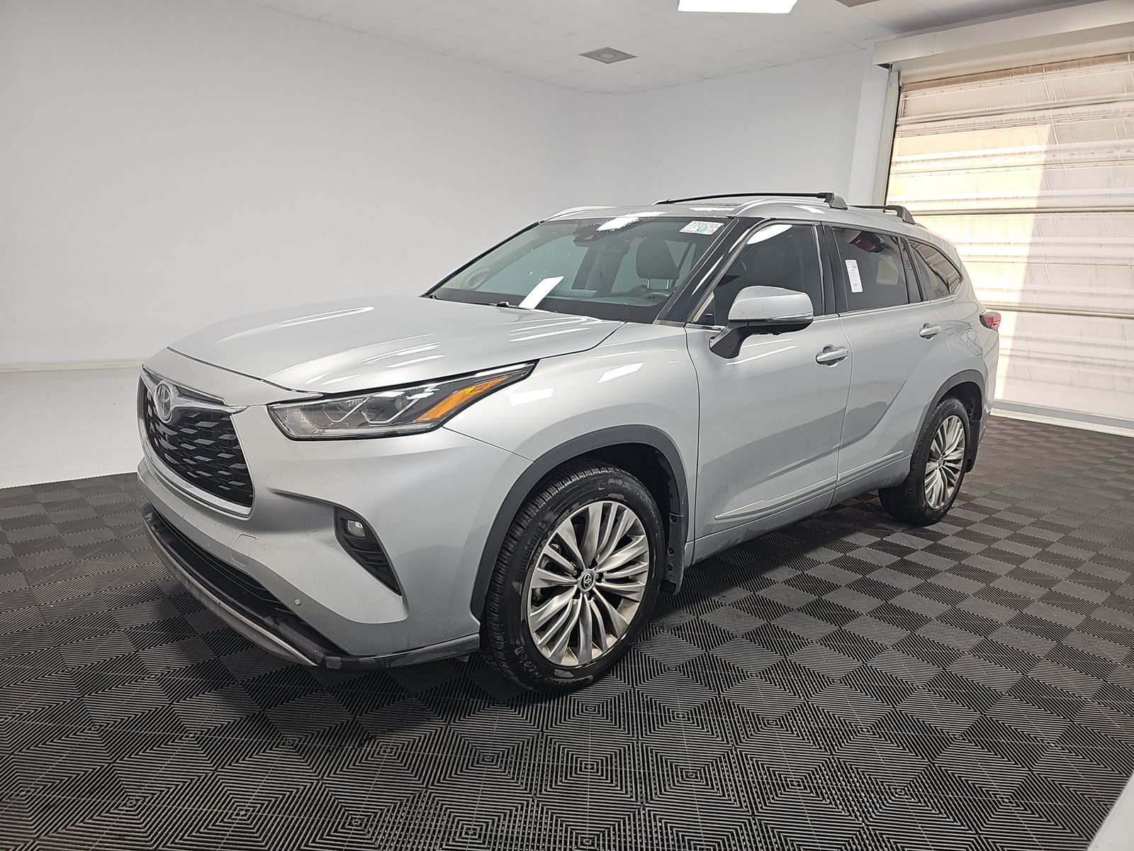 2023 Toyota Highlander Platinum AWD