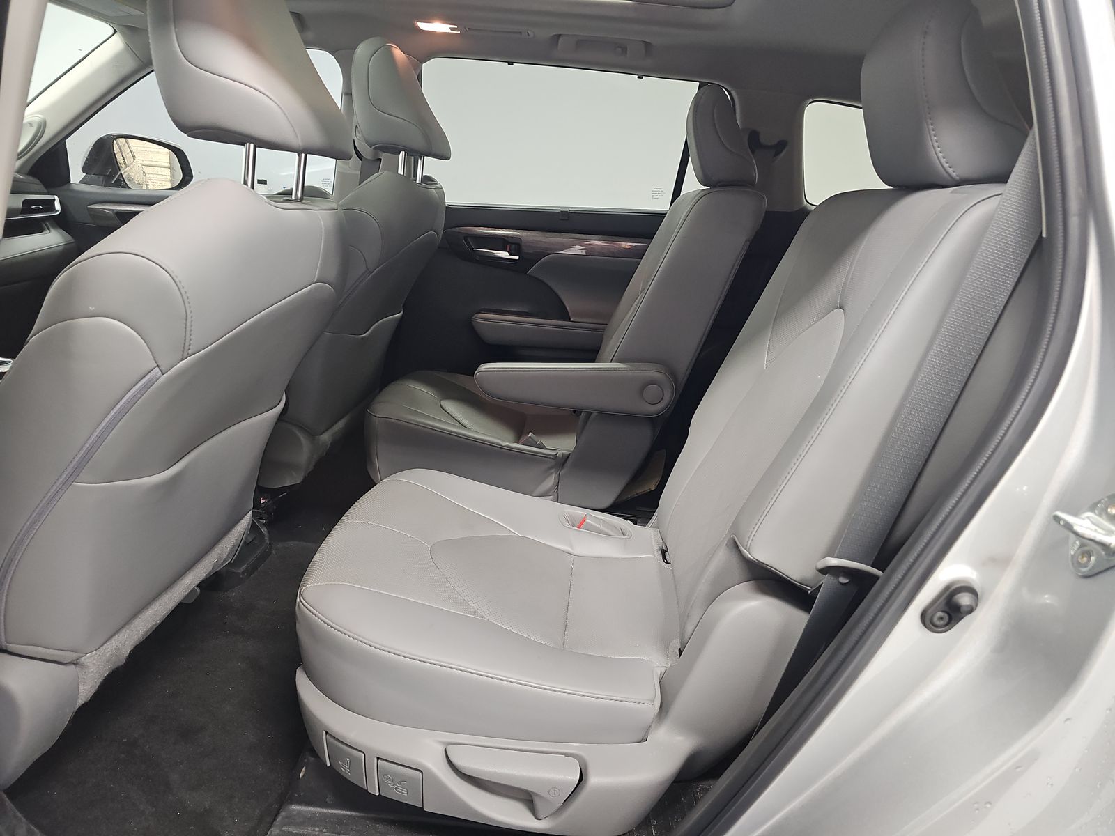 2023 Toyota Highlander Platinum AWD