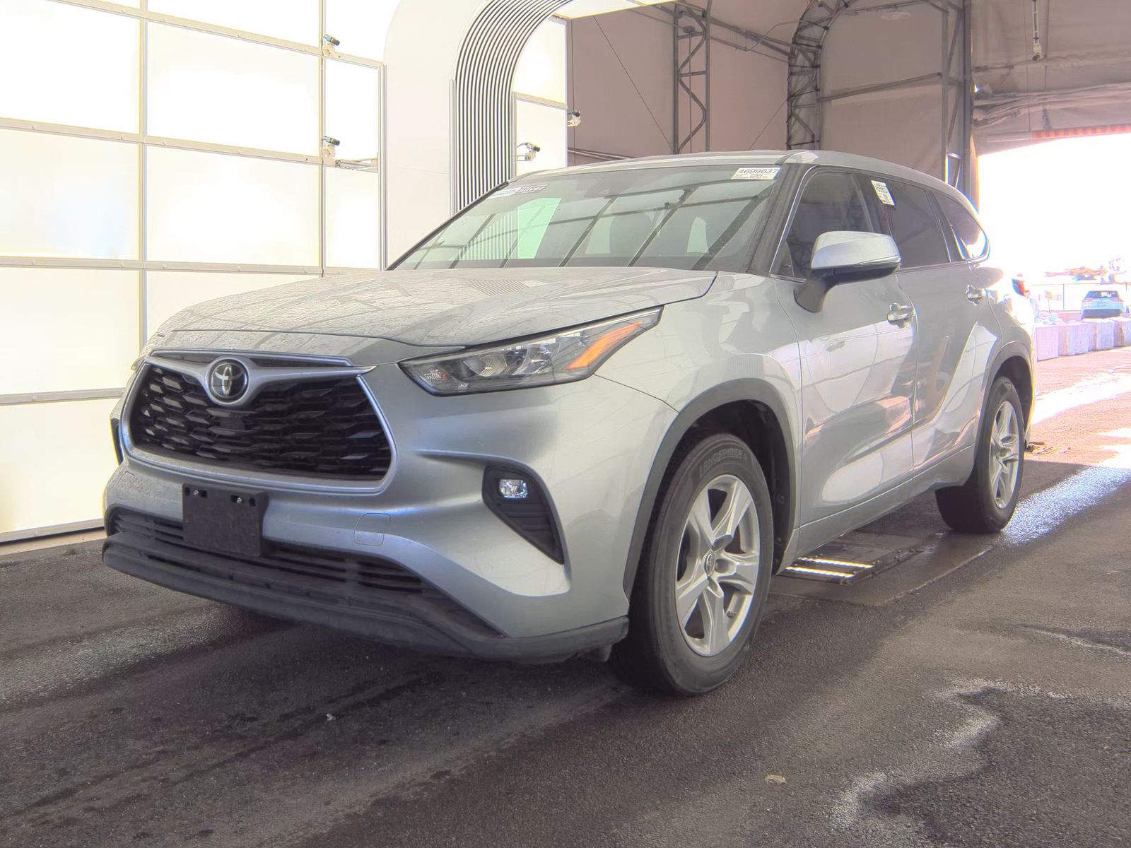 2020 Toyota Highlander LE FWD