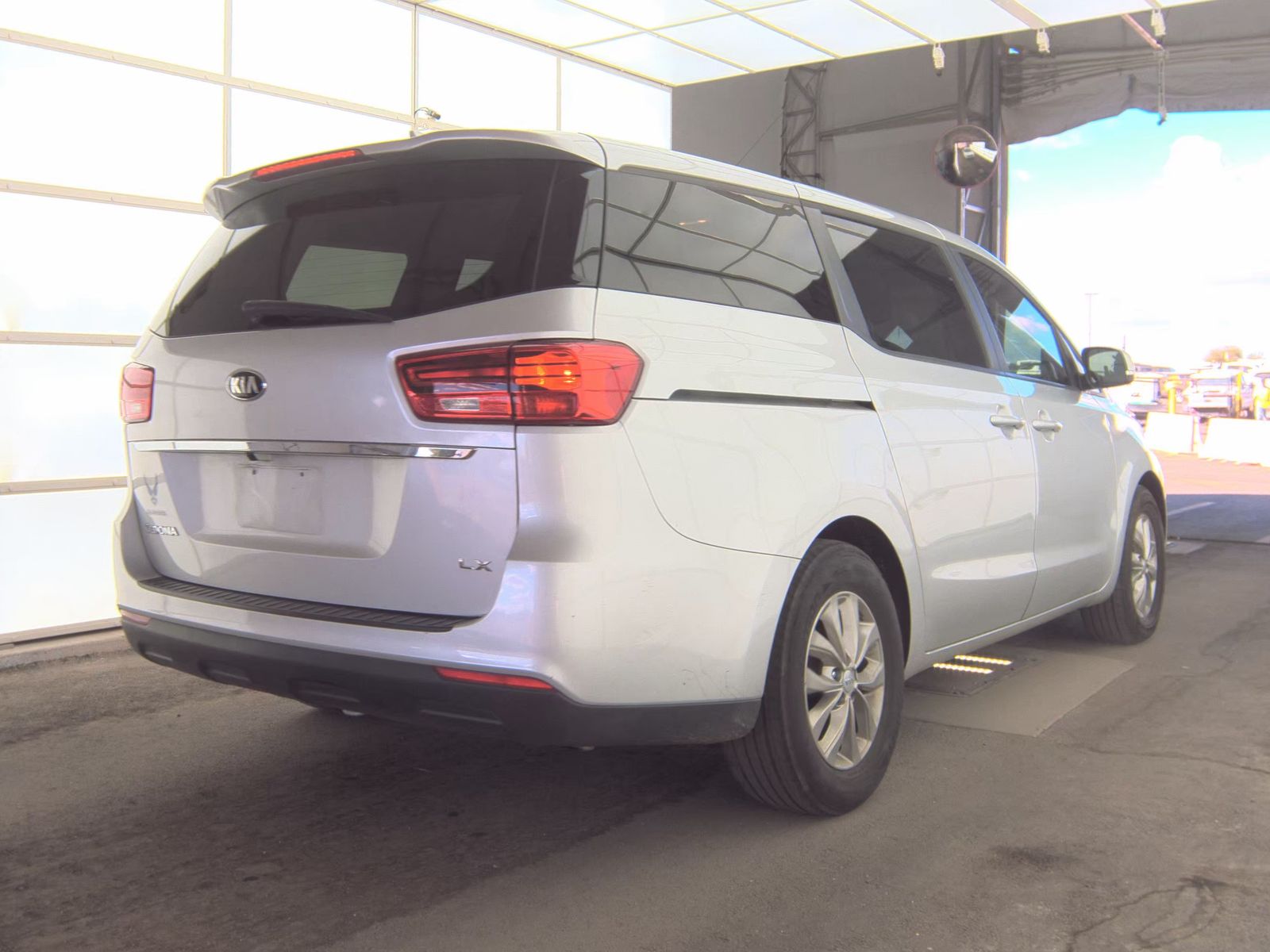 2021 Kia Sedona LX FWD