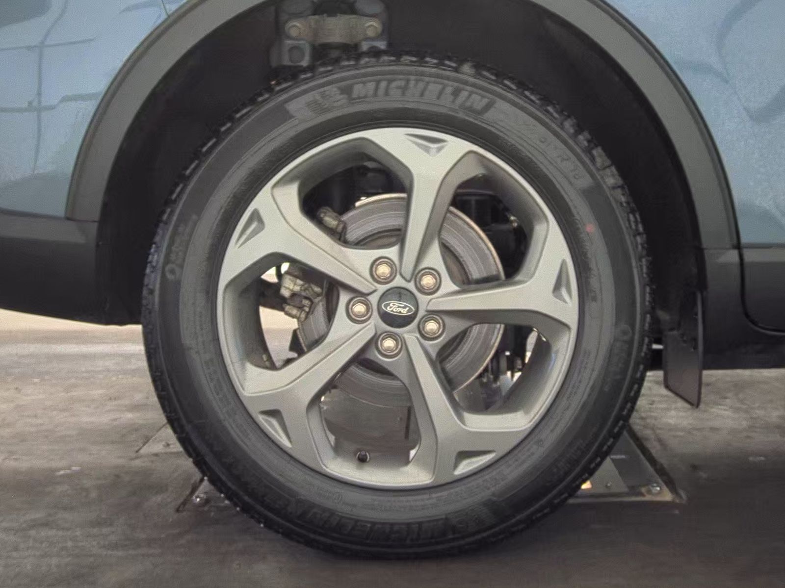 2025 Ford Escape ST-Line AWD