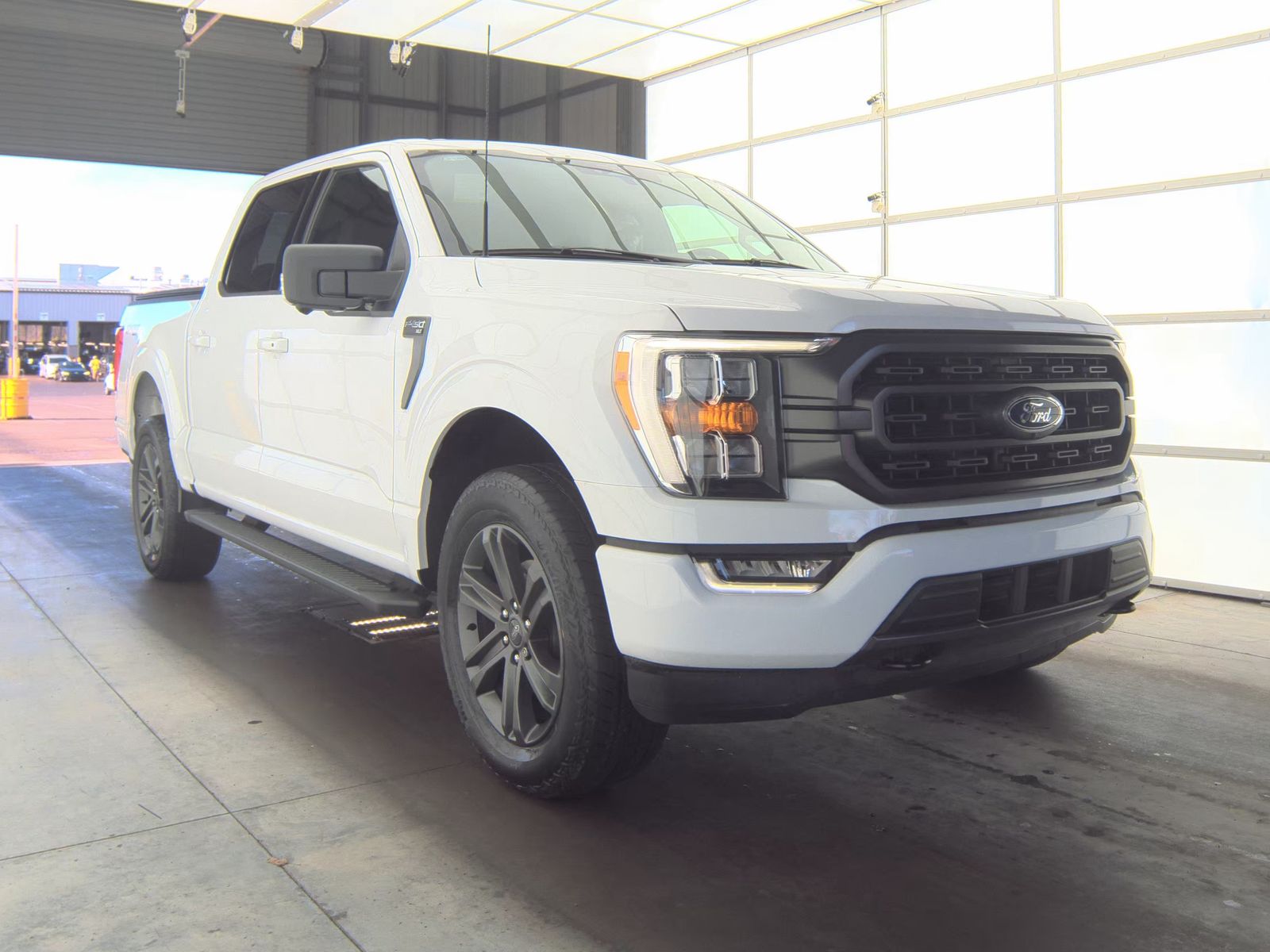 2023 Ford F-150 XLT AWD