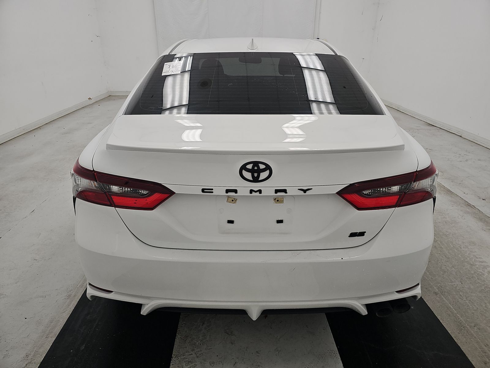 2024 Toyota Camry SE FWD