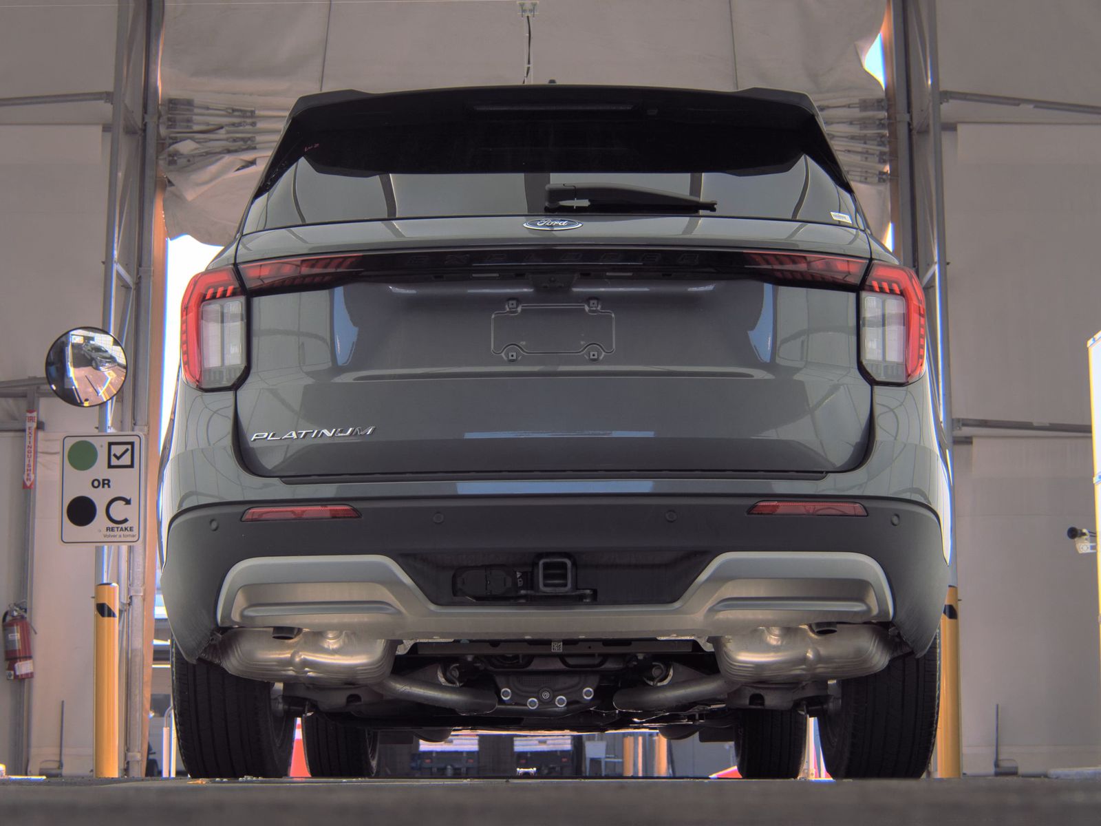 2025 Ford Explorer Platinum RWD