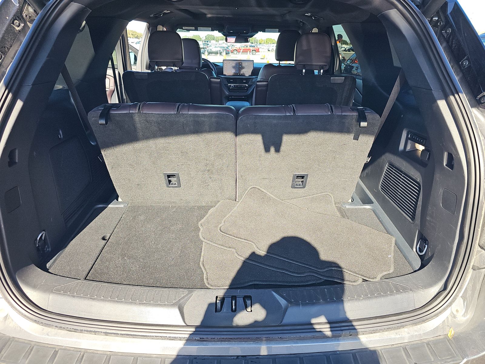 2025 Ford Explorer Platinum RWD