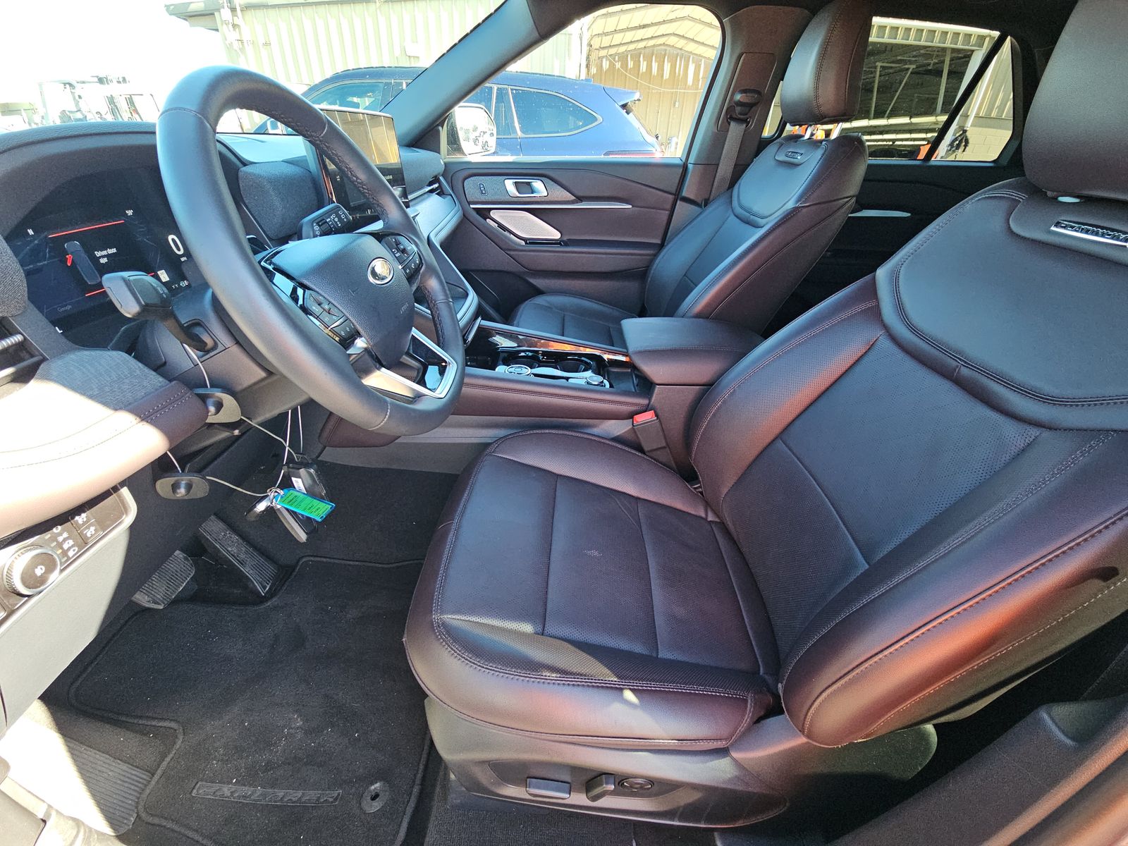 2025 Ford Explorer Platinum RWD