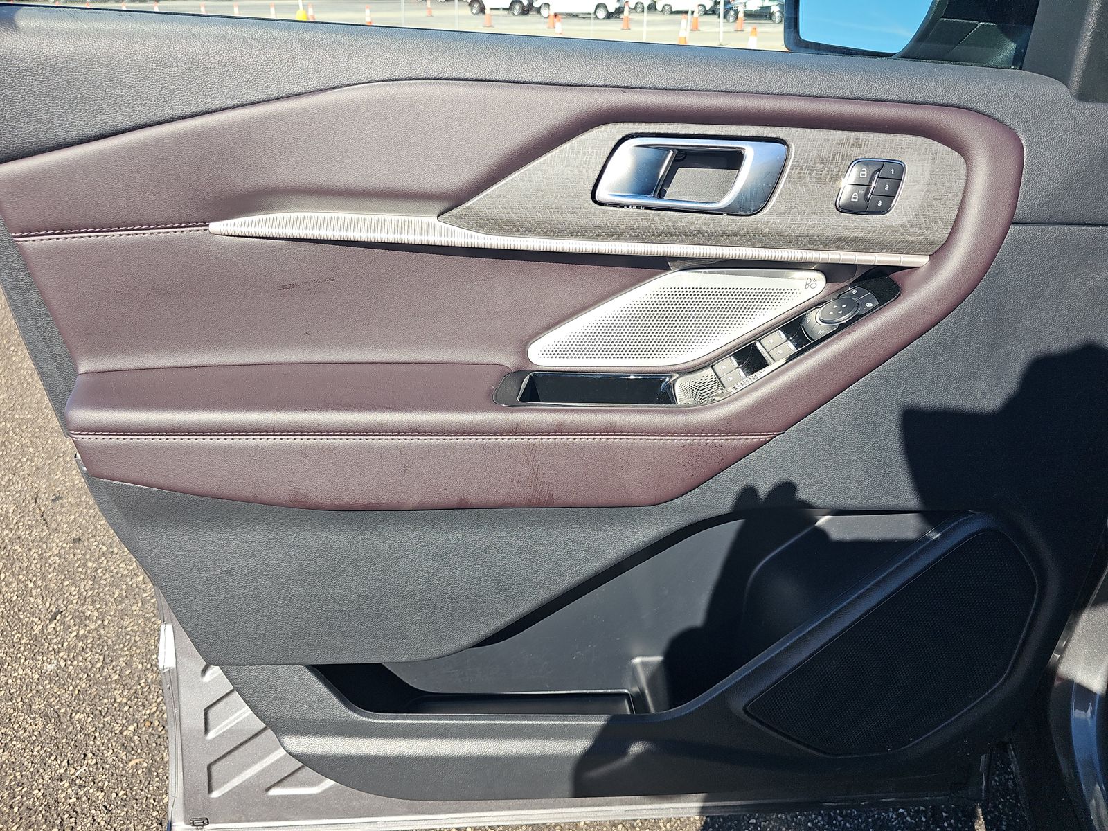 2025 Ford Explorer Platinum RWD