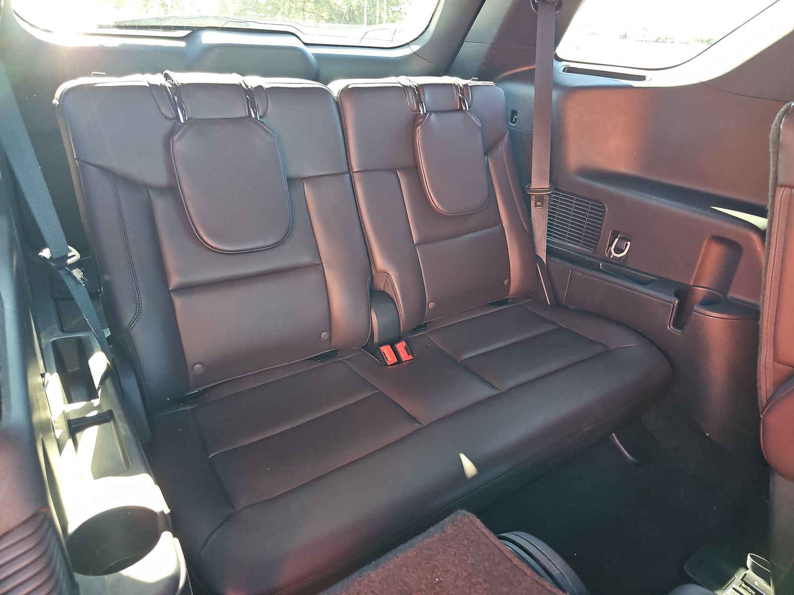 2025 Ford Explorer Platinum RWD